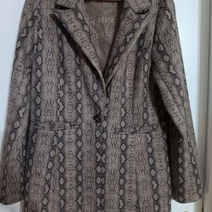 Paparazzi Taupe and Charcoal Snake Pattern Blazer
